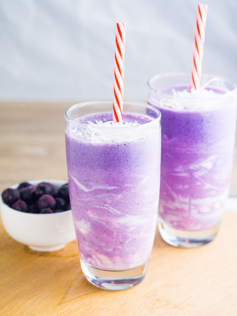 Blueberry Galaxy Smoothie ⋆ CLEVER CHEF RECIPES